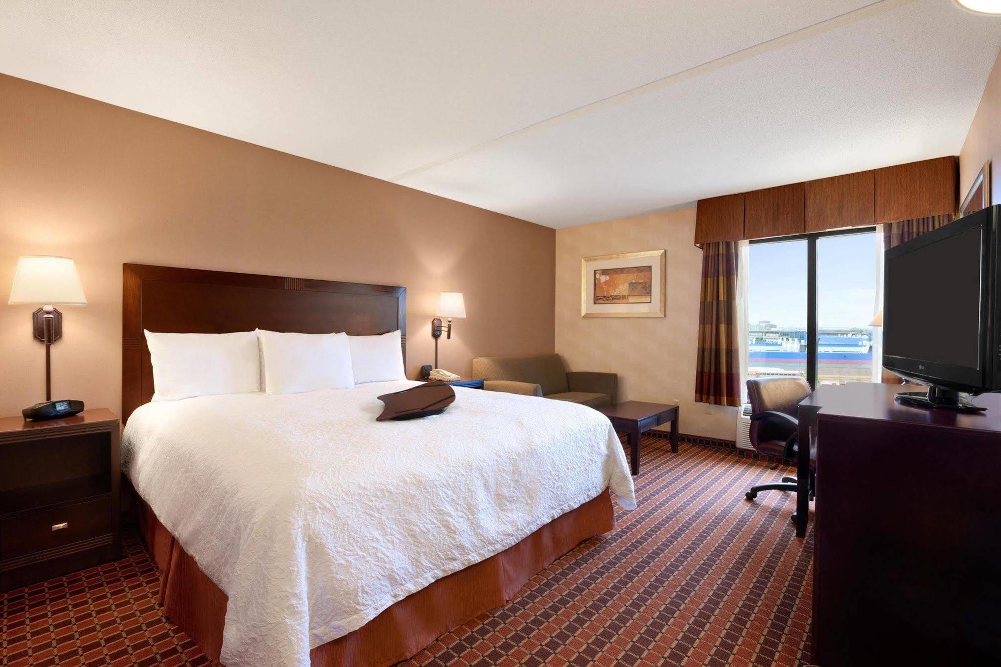 Hampton Inn By Hilton Boston/Кембридж Екстер'єр фото